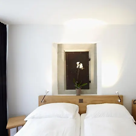 Lestelle - Self Check-in Hotel